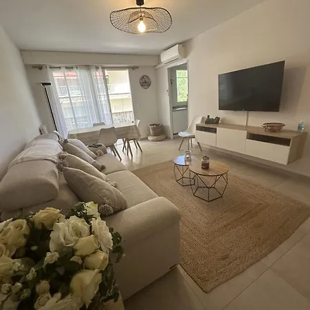 Lejlighed Bel Appartement, Sans Mauvaises Surprises